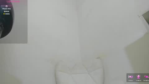 Nathalia Isaza online show from May 2026 01:34:02 AM