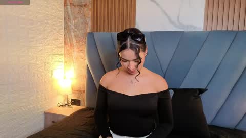 Nathalia koch online show from April 2026 09:01:01 PM