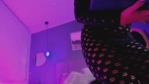 nathalia stone  online show from January 2026 05:33:01 AM