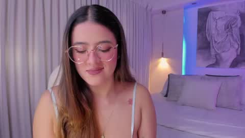 NATHALIE online show from May 2026 11:15:02 AM