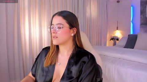 NATHALIE online show from July 2026 04:39:33 PM