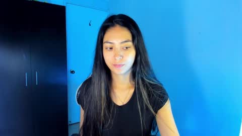 Nathalie online show from January 2025 11:54:02 AM