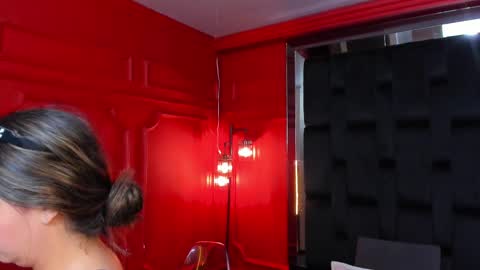 nathalie rossel online show from March 2025 01:28:01 AM