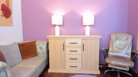 nathalie rossel online show from April 2026 07:04:02 PM