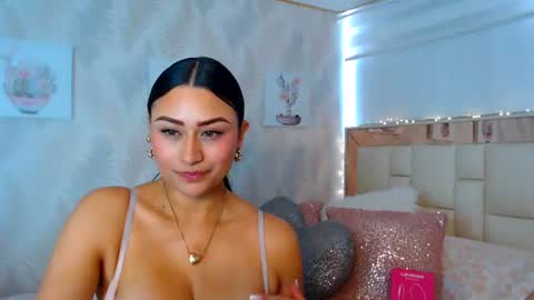 Nathalie Rose online show from June 2026 04:17:02 PM