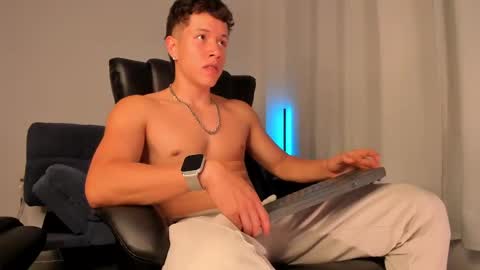 Nathan online show from October 2025 10:38:01 PM