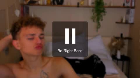 Snapshot of nathan_curl chatting on September 2025 06:33:01 PM Nathan online show from September 2025 06:33:01 PM