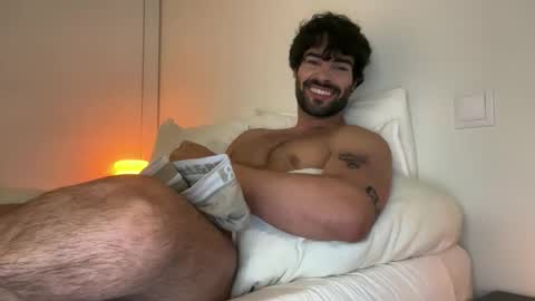 Nathaniel online show from April 2026 09:34:01 PM