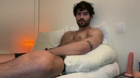 Nathaniel online show from May 2026 06:09:01 PM