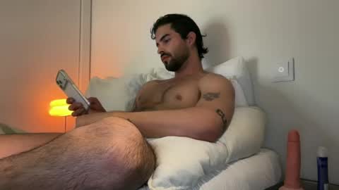 Nathaniel online show from June 2026 06:17:01 PM