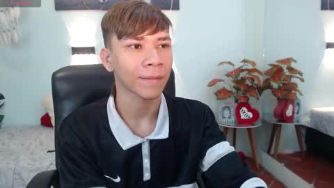 Snapshot of nathanclay chatting on September 2025 12:38:02 PM nathanclay online show from September 2025 12:38:02 PM