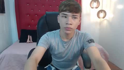 nathanclay online show from November 2025 04:11:01 AM