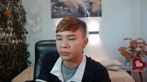 nathanclay online show from December 2025 03:15:01 AM