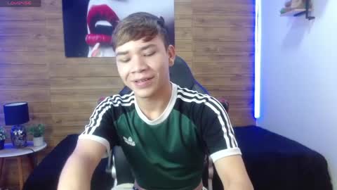 nathanclay online show from May 2026 01:07:01 PM