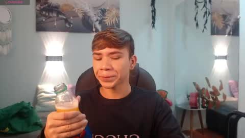 nathanclay online show from May 2026 02:52:01 AM