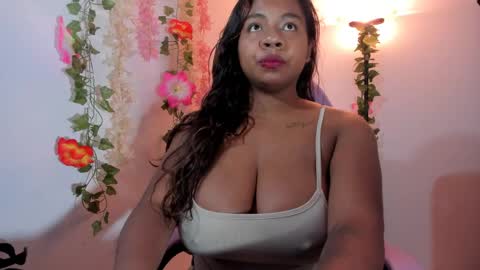 Naty online show from May 2026 08:54:02 PM