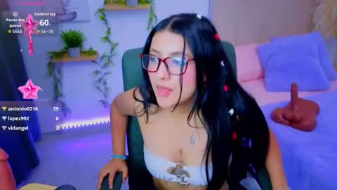 Snapshot of nathi_medusa chatting on November 2025 12:32:02 AM nathi_medusa online show from November 2025 12:32:02 AM