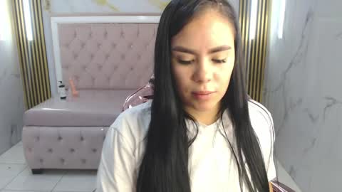 Natalia  online show from April 2026 01:01:01 PM