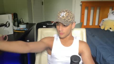 Snapshot of native_boy2 chatting on February 2026 08:35:02 PM native_boy2 online show from February 2026 08:35:02 PM