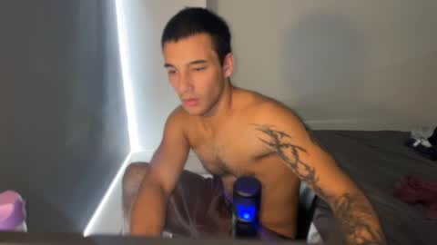 native_boy2 online show from March 2026 01:00:02 AM