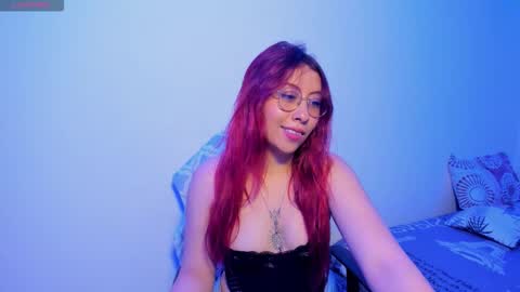 Natalia online show from October 2025 09:00:02 PM