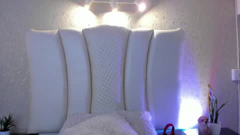 Natalia online show from May 2026 06:13:01 PM