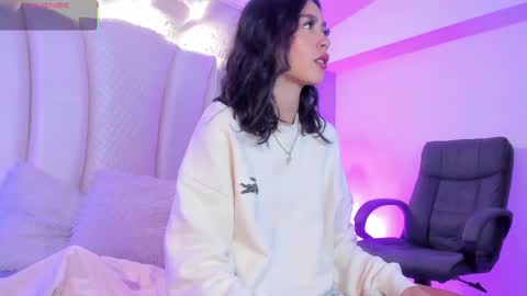Natalia online show from May 2026 03:33:02 AM