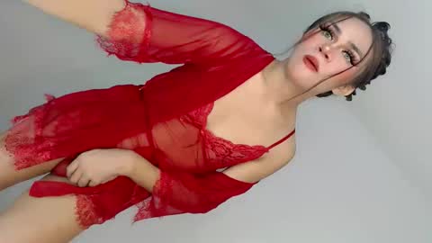 Nathalie smith online show from May 2026 06:08:01 AM