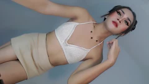 Nathalie smith online show from May 2026 05:13:01 AM