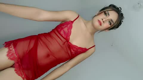 Nathalie smith online show from June 2026 06:27:02 AM