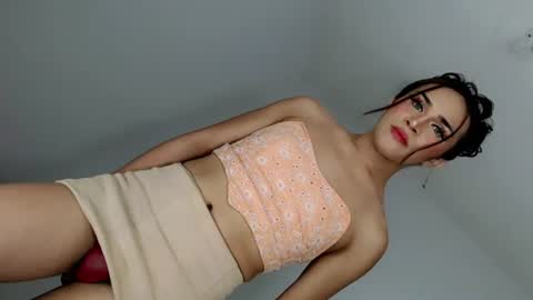 Nathalie smith online show from June 2026 03:25:01 AM