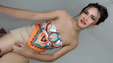 Nathalie smith online show from June 2026 10:15:01 AM