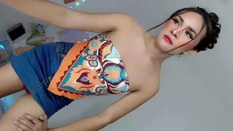 Nathalie smith online show from July 2026 06:07:01 AM