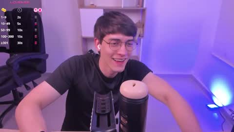 Nathaniel online show from July 2026 01:19:01 AM