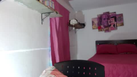 Snapshot of natty_01 chatting on December 2024 10:42:02 AM natalia online show from December 2024 10:42:02 AM