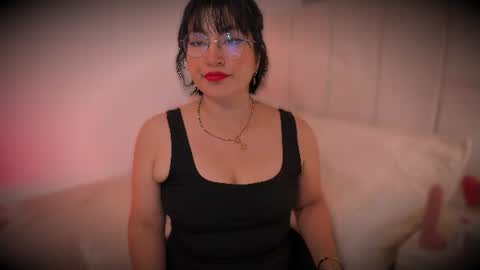 Snapshot of natty_bush chatting on July 2026 12:03:01 AM Nathalie online show from July 2026 12:03:01 AM