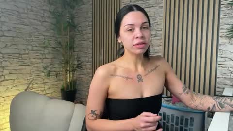 NATTY FIERROS online show from December 2025 08:48:01 PM