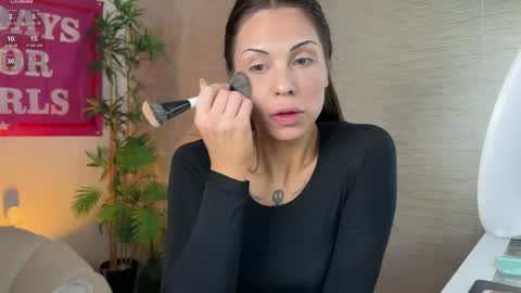 Snapshot of nattywithoutdaddy chatting on April 2026 07:13:02 AM NATTY FIERROS online show from April 2026 07:13:02 AM