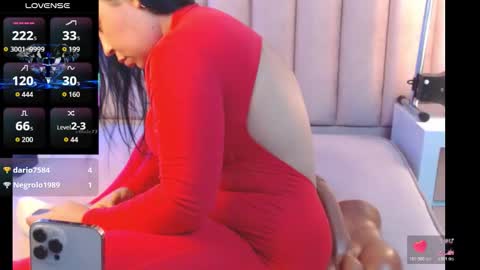 Sophia online show from December 2025 12:21:02 PM
