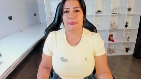 Jazmin Bigboobs online show from June 2026 07:51:02 PM