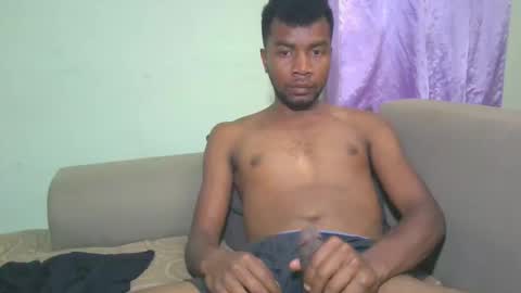 naturalman829031 online show from October 2025 06:39:01 PM