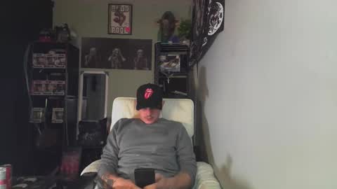 Snapshot of naturesbest951 chatting on April 2026 01:38:01 AM NATURESBEST online show from April 2026 01:38:01 AM