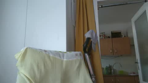 naturista25 online show from May 2026 05:21:02 PM