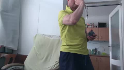naturista25 online show from May 2026 12:56:01 PM
