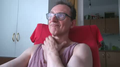 naturista25 online show from July 2026 06:13:01 PM