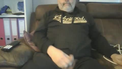 Snapshot of naturistmale45 chatting on January 2025 11:47:02 AM naturistmale45 online show from January 2025 11:47:02 AM