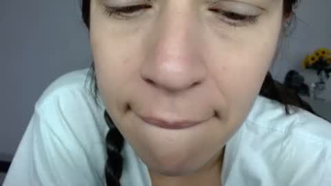 Snapshot of natutalcorps chatting on November 2025 01:00:02 PM natutalcorps online show from November 2025 01:00:02 PM