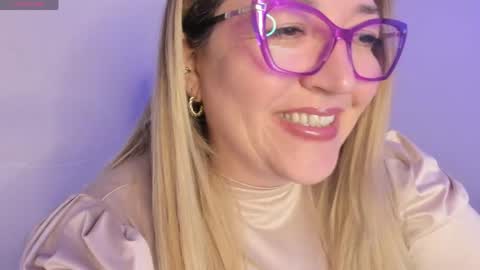 Nataly online show from May 2026 01:14:02 AM