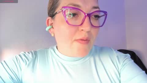 Nataly online show from May 2026 05:52:01 PM