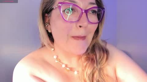 Nataly online show from May 2026 06:37:02 PM